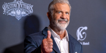 Actor Mel Gibson Endorses Trump, Says Harris Has ‘IQ of a Fence Post’