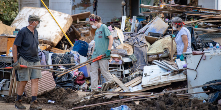 FEMA Temporarily Stops Aid in Parts of NC Amid Threats Against Workers 