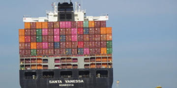 ‘A Danger To The US’: Coalition Negotiating With Striking Dock Workers Includes China-Owned Shipping Company