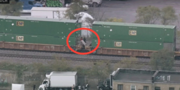 Brazen Thieves Caught Looting Freight Train On Chicago’s West Side