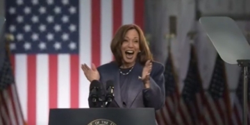 Harris Campaign Sets Quarterly Fundraising Record Just Weeks Before Election