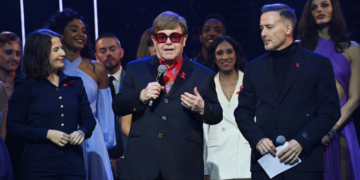Elton John: ‘I Have Lost My Eyesight’