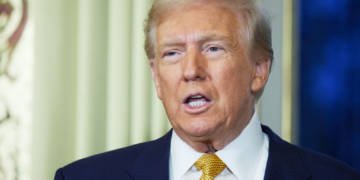 Trump Says He Plans to Pardon Jan. 6 Rioters on Day One