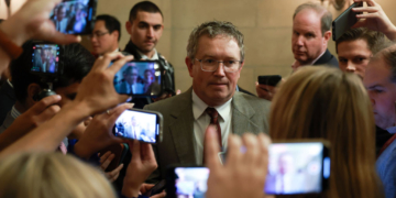 Massie’s New Year’s Resolution: No Vote For Johnson as Speaker