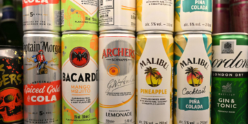 US Surgeon General Calls For Updating Cancer Warning Labels On Alcohol