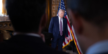 Trump Asks Supreme Court to Block Sentencing in Hush Money Case