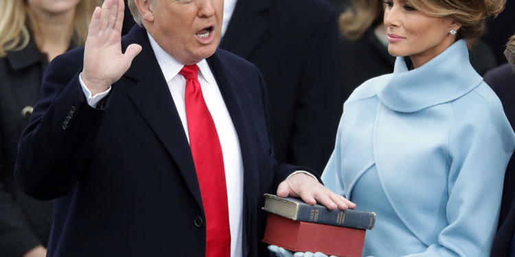 Trump to Use Two Bibles for Swearing-in Ceremony 