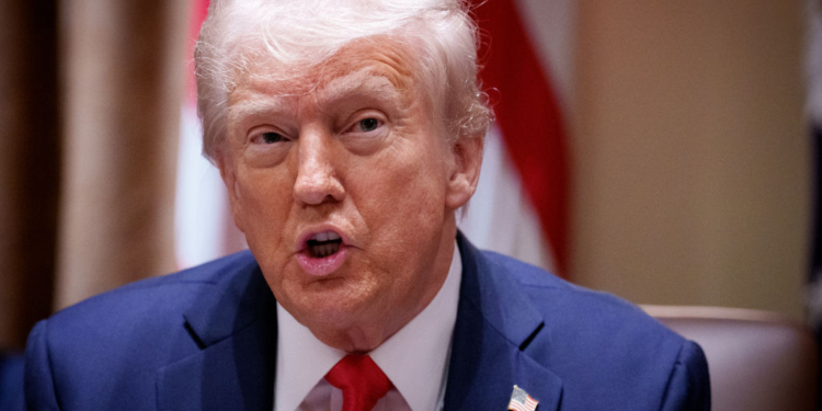 Trump to Sign Executive Order Making English Official Language of US