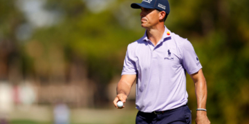 Video: PGA Golfer Takes on Alligator During Tournament
