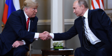 Trump, Putin to Talk Tuesday About Russia-Ukraine War