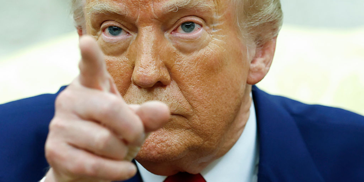Trump Calls Out ‘Rebel’ Republicans Over Tariffs