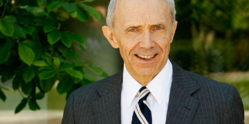 Former US Supreme Court Justice Dies at 85