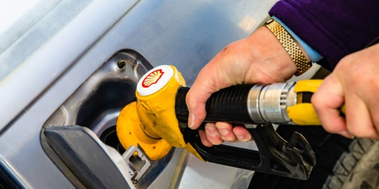 Memorial Day Weekend Gas Prices Hit Lowest Average Since 2021