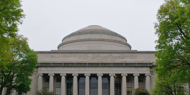 Elite University Stood By While Professor ‘Publicly Harassed’ Jewish Student, Lawsuit Alleges