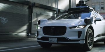 Self-Driving Taxis Steer Clear Of LA Migrant Riots