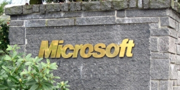 Microsoft’s Use Of China-Based Engineers Could Be Leaving Pentagon Tech Exposed To Hackers