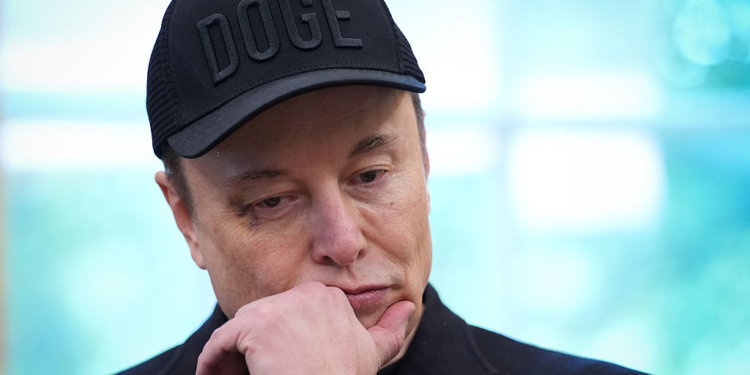 Elon Musk Quietly Backs Away From Funding Third Party: Report