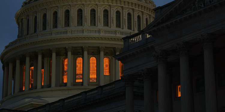 WH Memo: Furloughed Fed Employees Not Guaranteed Back Pay