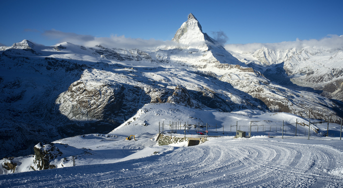 Decades-Old Mystery Solved as 1994 Climber’s Remains Found on Swiss Glacier
