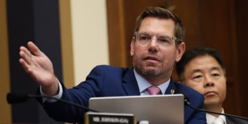 Swalwell Claims Troops See Themselves as a ‘Check’ on President Donald Trump