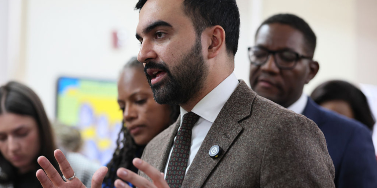 Trump Signals Openness to Meeting NYC’s Mayor-Elect Mamdani