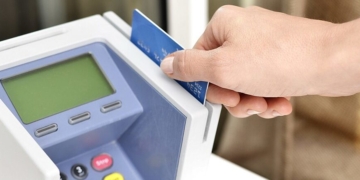 Americans Expected To Spend Big This Christmas Shopping Season, But There’s A Huge Catch