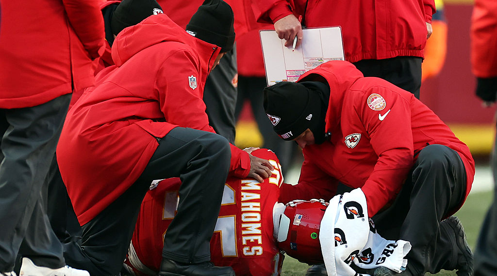 Mahomes Injury Seals Chiefs’ Collapse