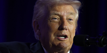 Trump Calls Massie a ‘Moron’ at the National Prayer Breakfast
