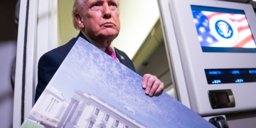 Trump Hypes Ballroom Features 