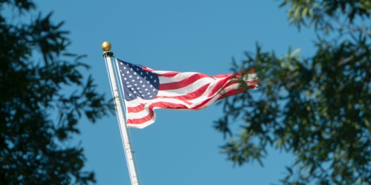 Father Sues Blue State School For Son’s Right To Recite Pledge of Allegiance
