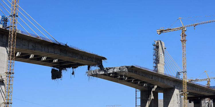 Trump Threatens to Strike Iran’s Infrastructure