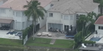 Florida Realtor, Ex-Husband, and 2 Daughters Found Dead in Suspected Murder-Suicide