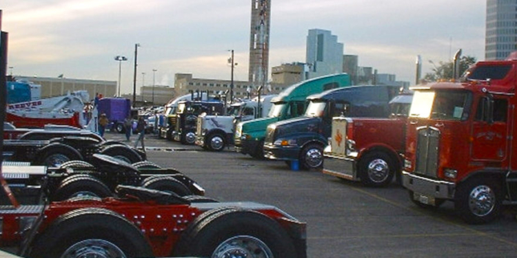 Truckers Replaced By Driverless Delivery As Automation Revolution Begins